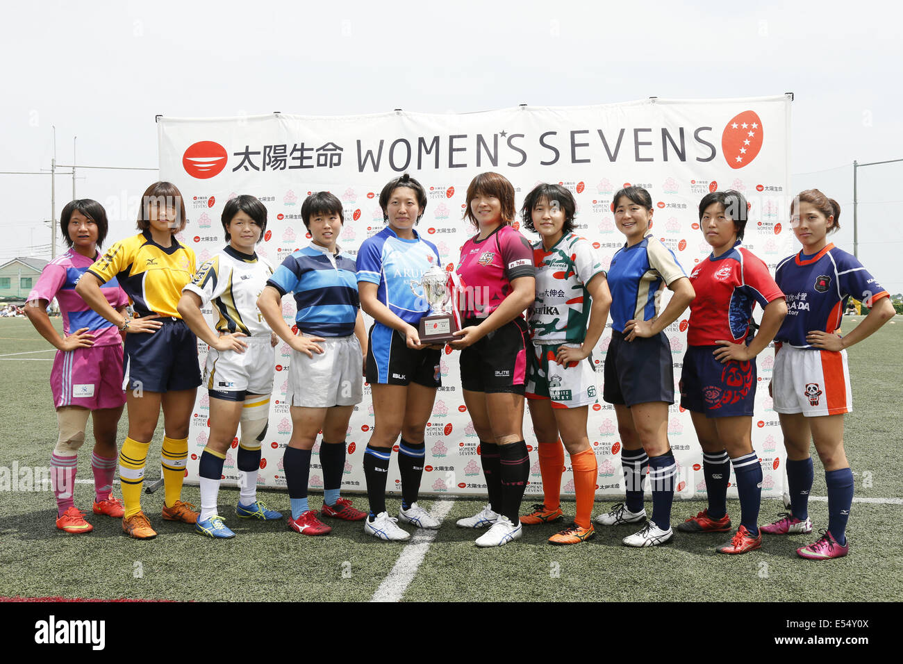 Kanagawa, Japan. 20th July, 2014. (L-R) Misaki Naka (Otemon-Univ), Ikumi Suzuki (TKM), Yumeno Hiratsuka (GRACE), Yui Higuchi (Nittai-Univ), Aya Takeuchi (ARUKAS), Akari Fujisaki (Rugirl-7), Chiharu Nakamura (Phoenix), Keiko Kato (Setagaya), Moemi Goto (Nagoya), Sakura Muto (Kanagawa) Rugby : Women's Sevens Series 2014 Yokohama at YCAC ground in Kanagawa, Japan . Credit:  Shingo Ito/AFLO SPORT/Alamy Live News Stock Photo