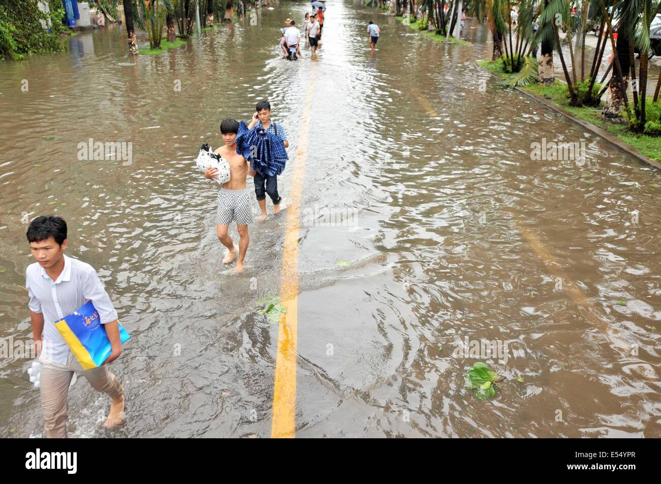 Spectacular Schools Close As Torrential Rain From Typhoon Kalmaeigi Hits Hainan Photo in 4K Spectacular Schools Close As Torrential Rain From Typhoon Kalmaeigi Hits Hainan Photo in 4K