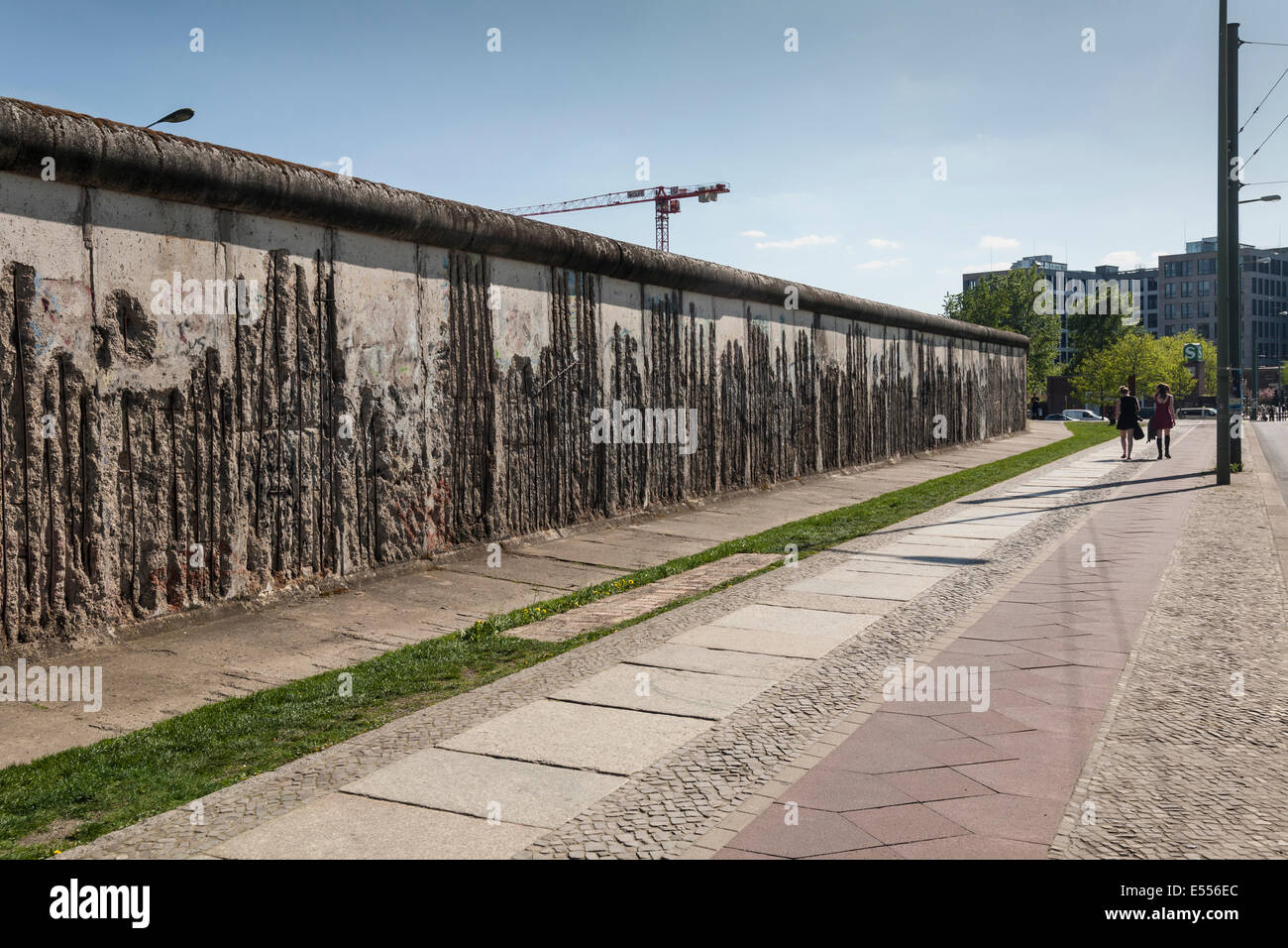 Memorial of the Berlin Wall, Berlin Mitte, Germany Stock Photo Alamy