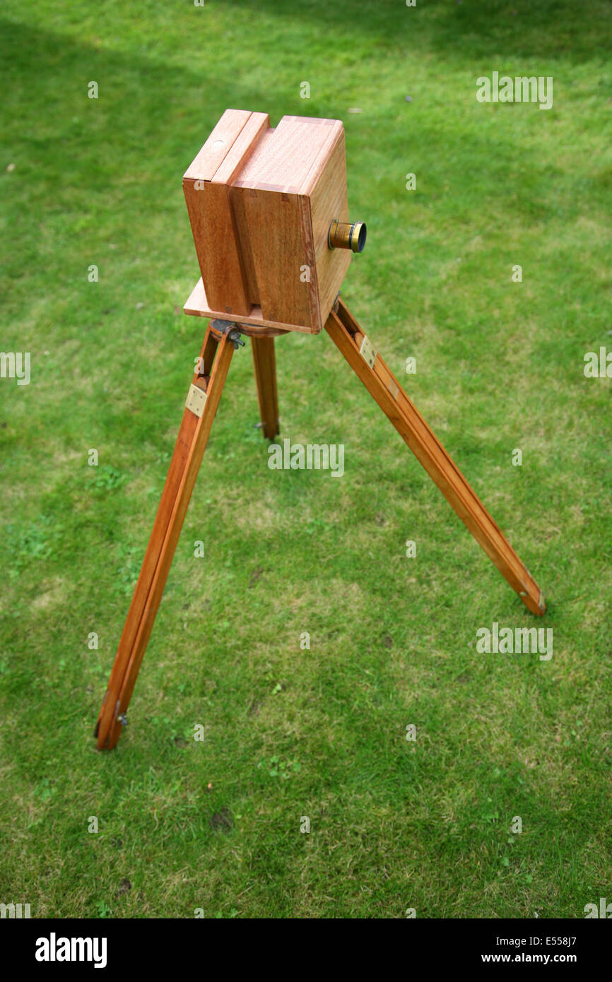 Old mahogany plate camera Stock Photo - Alamy