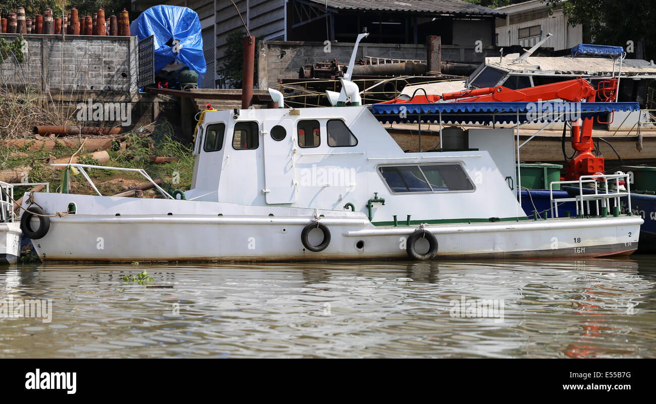White a boat on the river is photographed closeup Stock Photo - Alamy