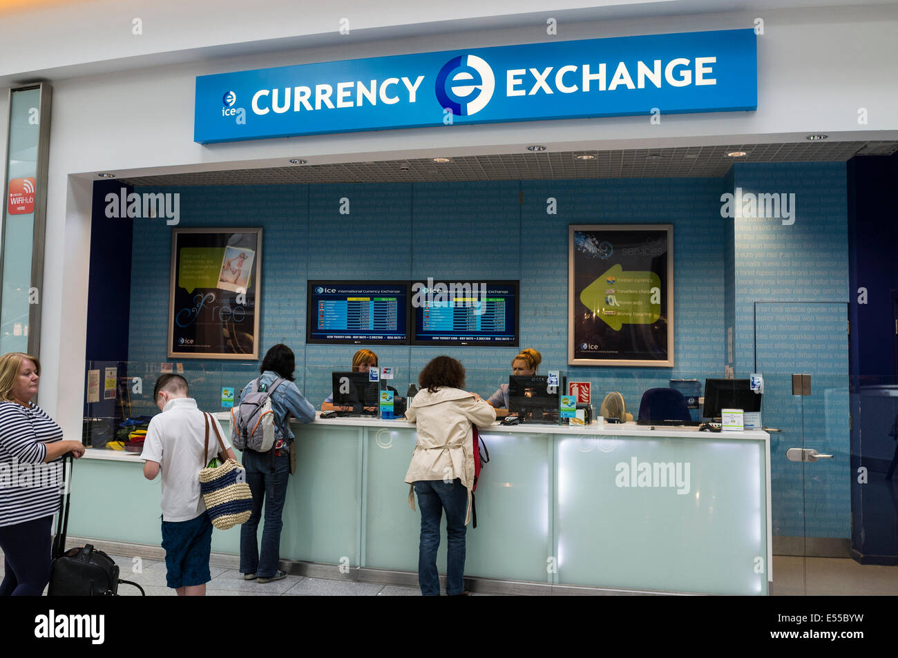 International Currency Exchange counter at terminal 2 in ...