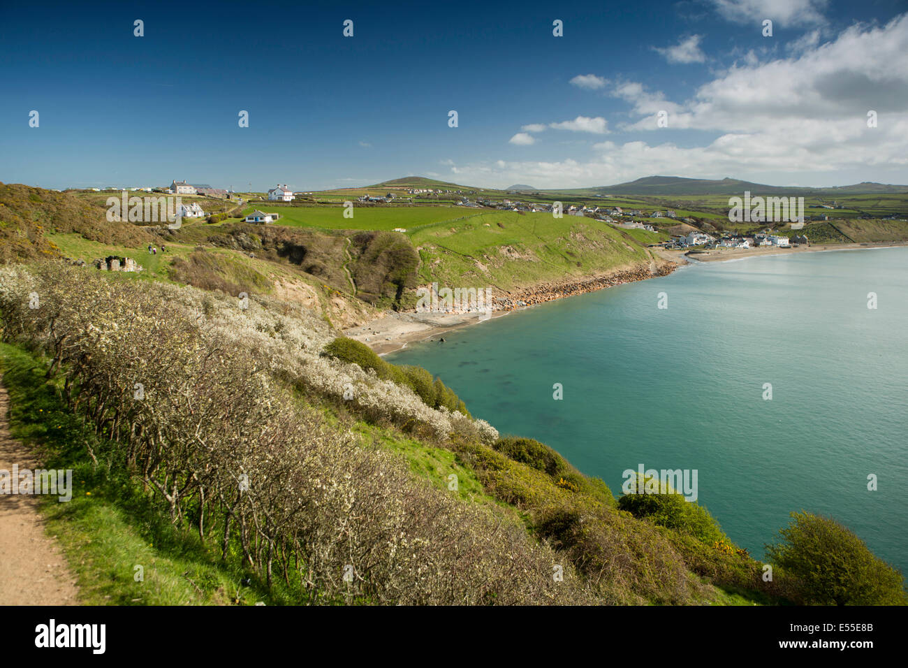 UK, Wales, Gwynedd, Lleyn peninsula, Aberdaron, Wales Coast Path at Porth Simdde Stock Photo