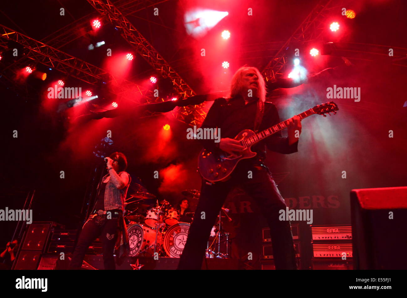 Rock legends hi-res stock photography and images - Alamy