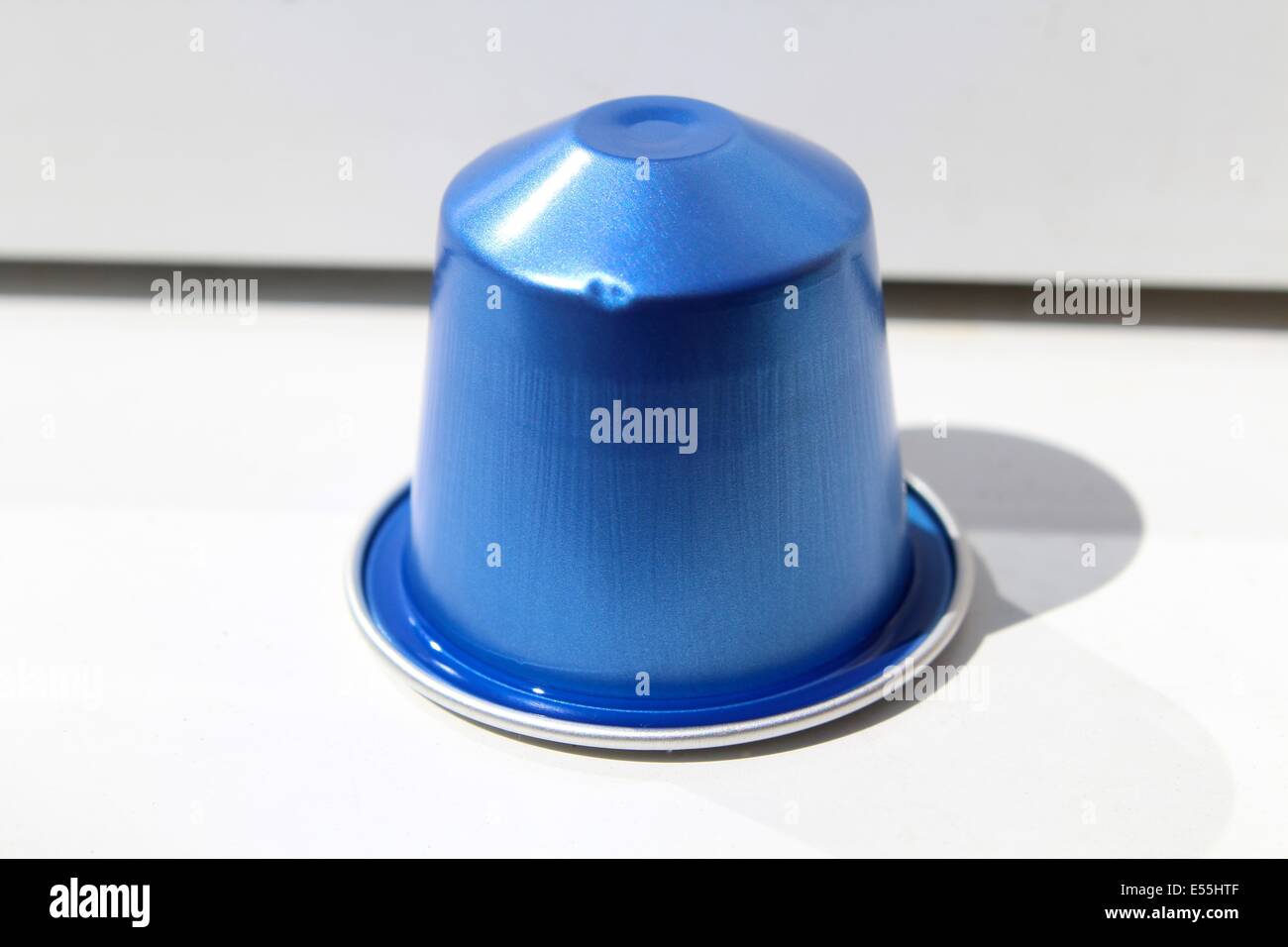 NESPRESSO, Vivalto Lungo capsule on a white background Stock Photo - Alamy