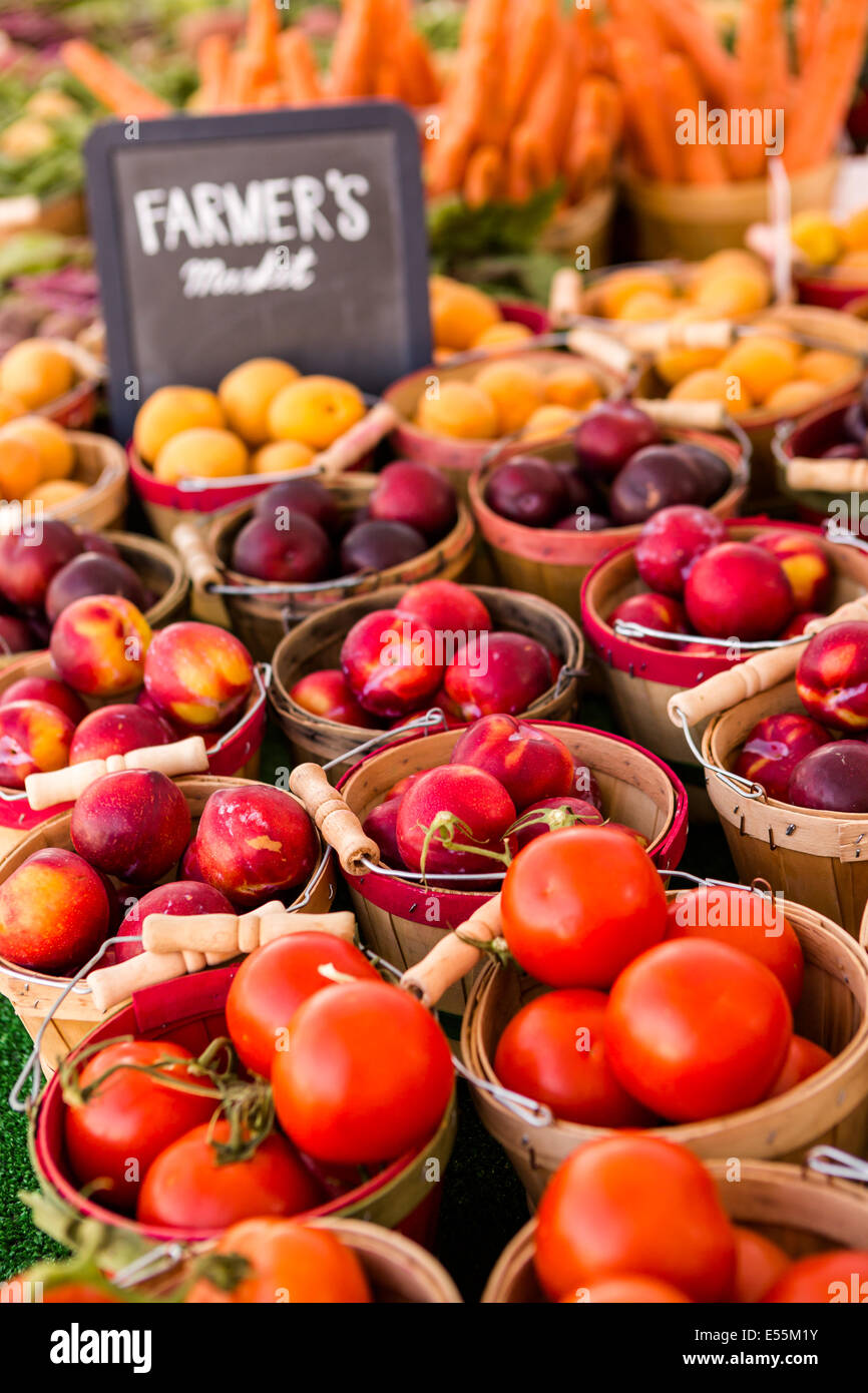 Fresh organic produce on sale at the local farmers market Stock Photo ...