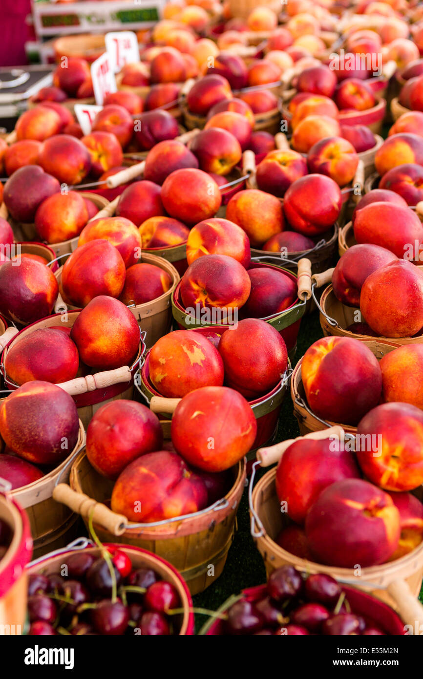 Fresh organic produce on sale at the local farmers market Stock Photo ...