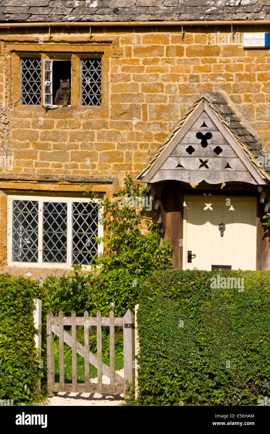 Cottage at Great Tew, Oxfordshire Stock Photo Alamy