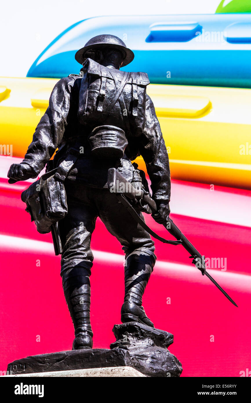 Soldier statue against Iphone colours - London Stock Photo