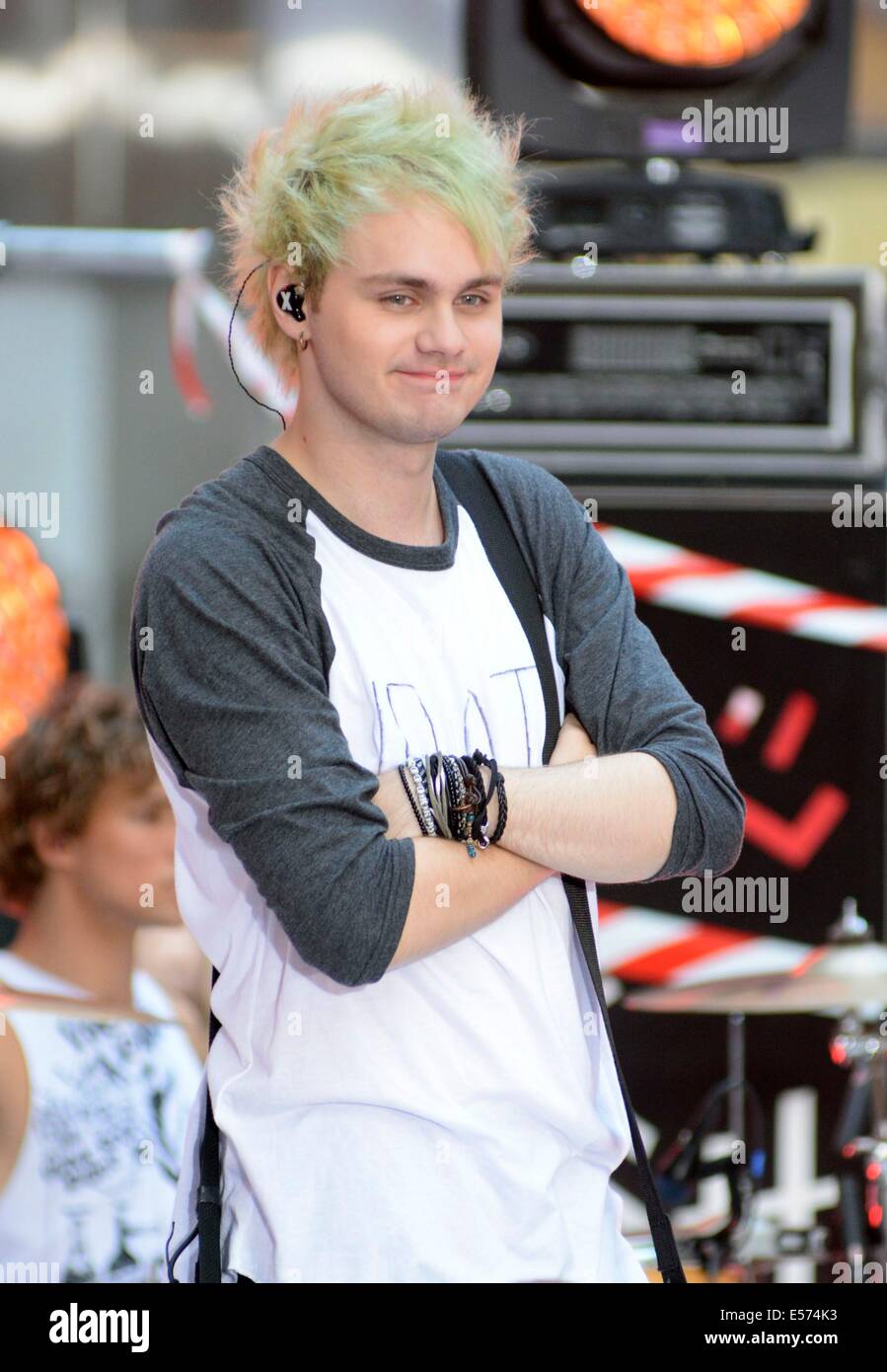 New York Ny Usa 22nd July 2014 Michael Clifford On Stage For