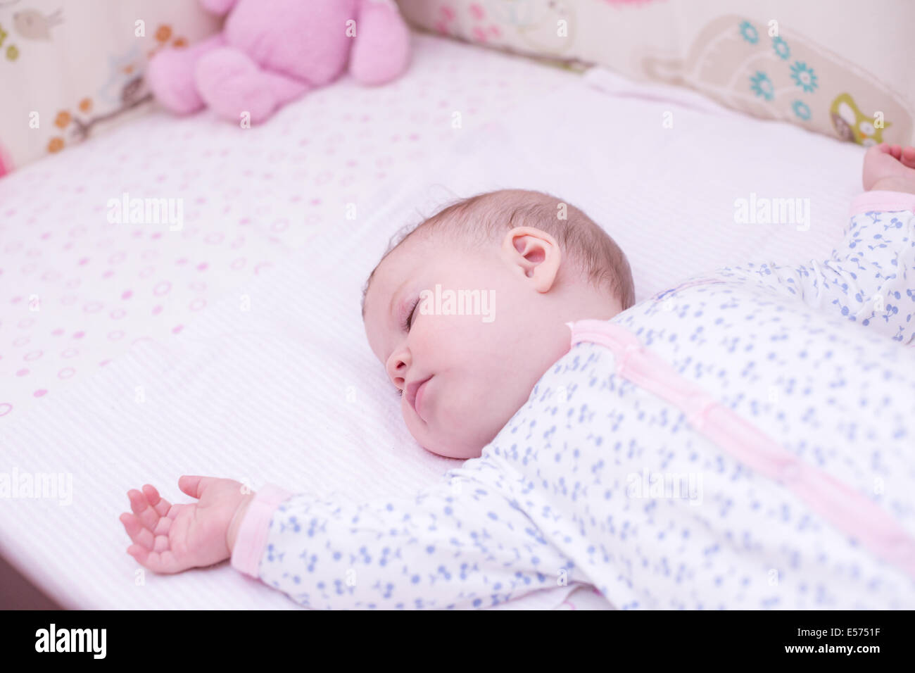 cute cribs for baby girl