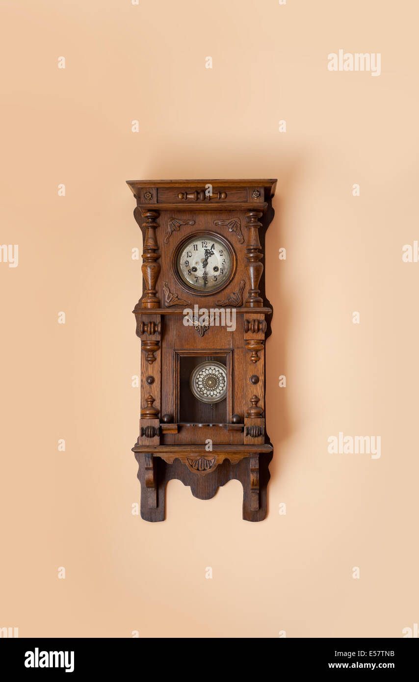 Wooden clock hires stock photography and images Alamy