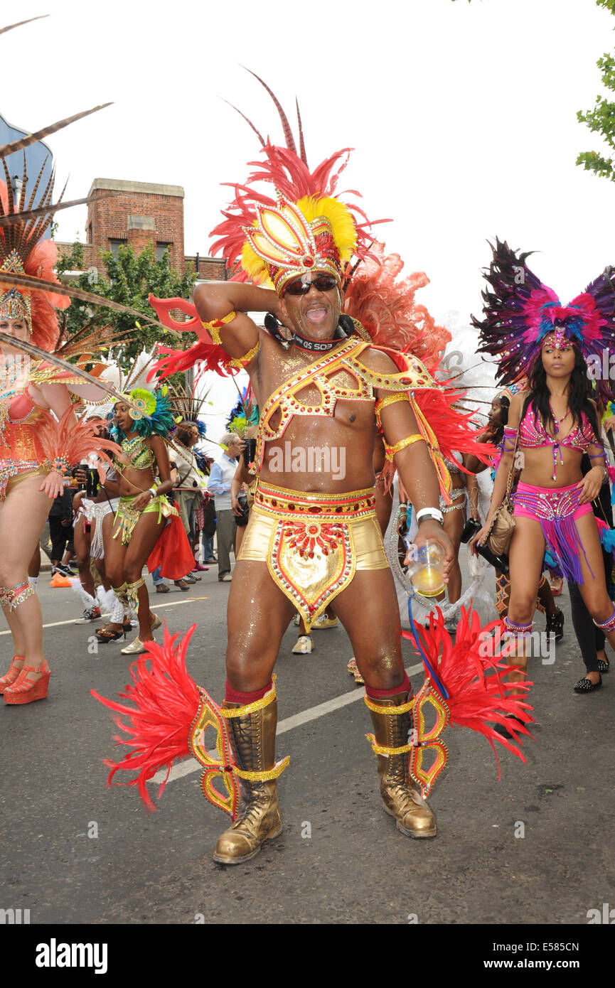 Carnival costume caribbean hi-res stock photography and images - Alamy