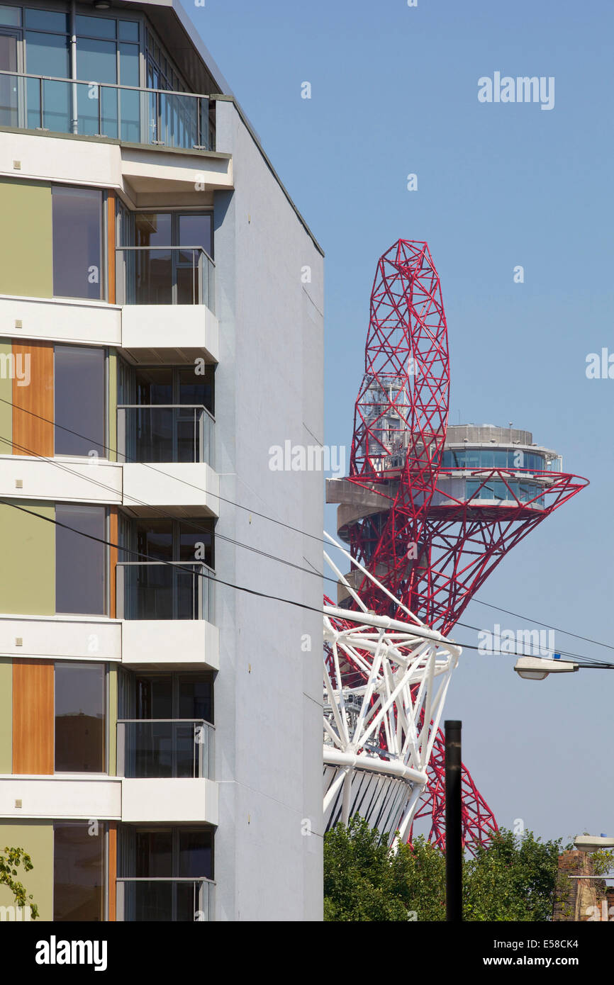Balcony exterior and Olympic sculpture at 419 Wick Lane London. New apartments built by Development securities Plc opposite the Stock Photo