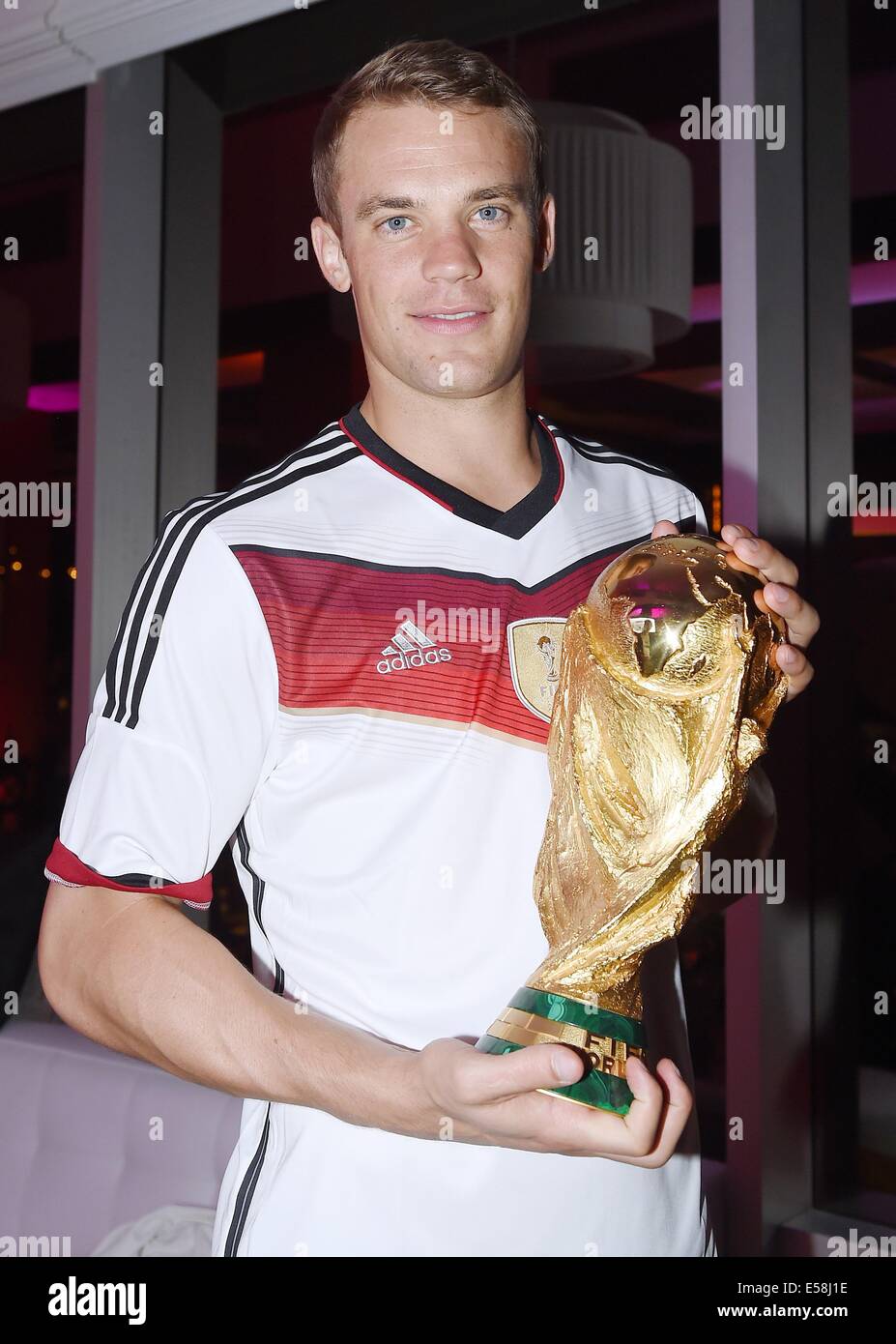 Rio de Janeiro, Brazil. 13th July, 2014. Goetz (Ger) celebrating victory in the FIFA World Cup with the trophy at Hotel Sheraton in Rio De Janeiro, Brazil on 13 July 2014. Germany won 1-0 against Argentina in the FIFA World Cup 2014 Final match. © Action Plus Sports/Alamy Live News Stock Photo