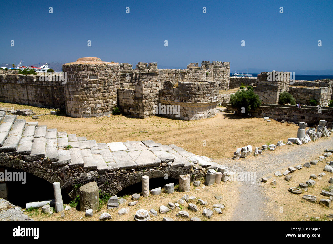 Castle of Neratzia built in the 14th Century by the Knights of Saint John, Kos Town, Kos, Dodecanese Islands, Greece. Stock Photo
