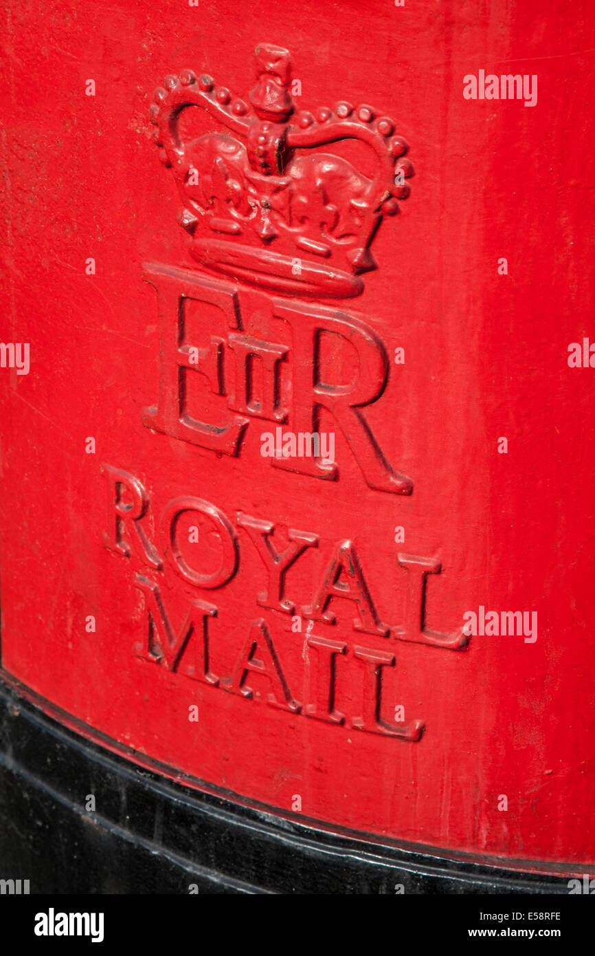 Royal mail post box letters hires stock photography and images Alamy