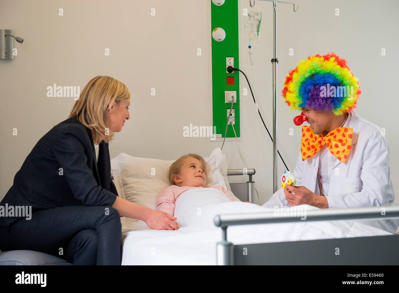 Doctor bonding with patient hires stock photography and images Alamy