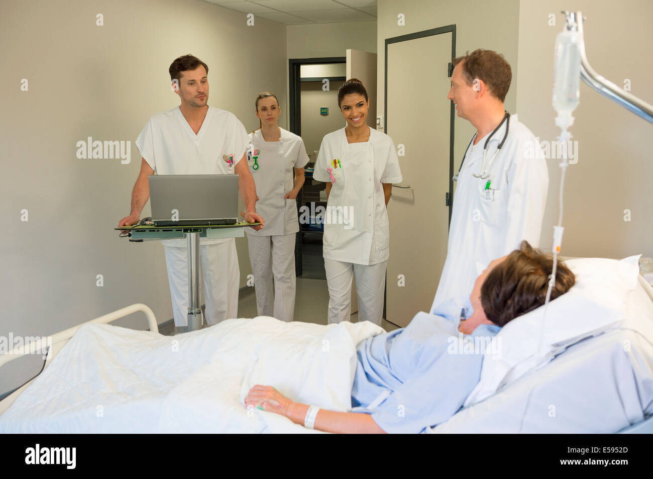 Patient Care Attendant High Resolution Stock Photography and Images Alamy