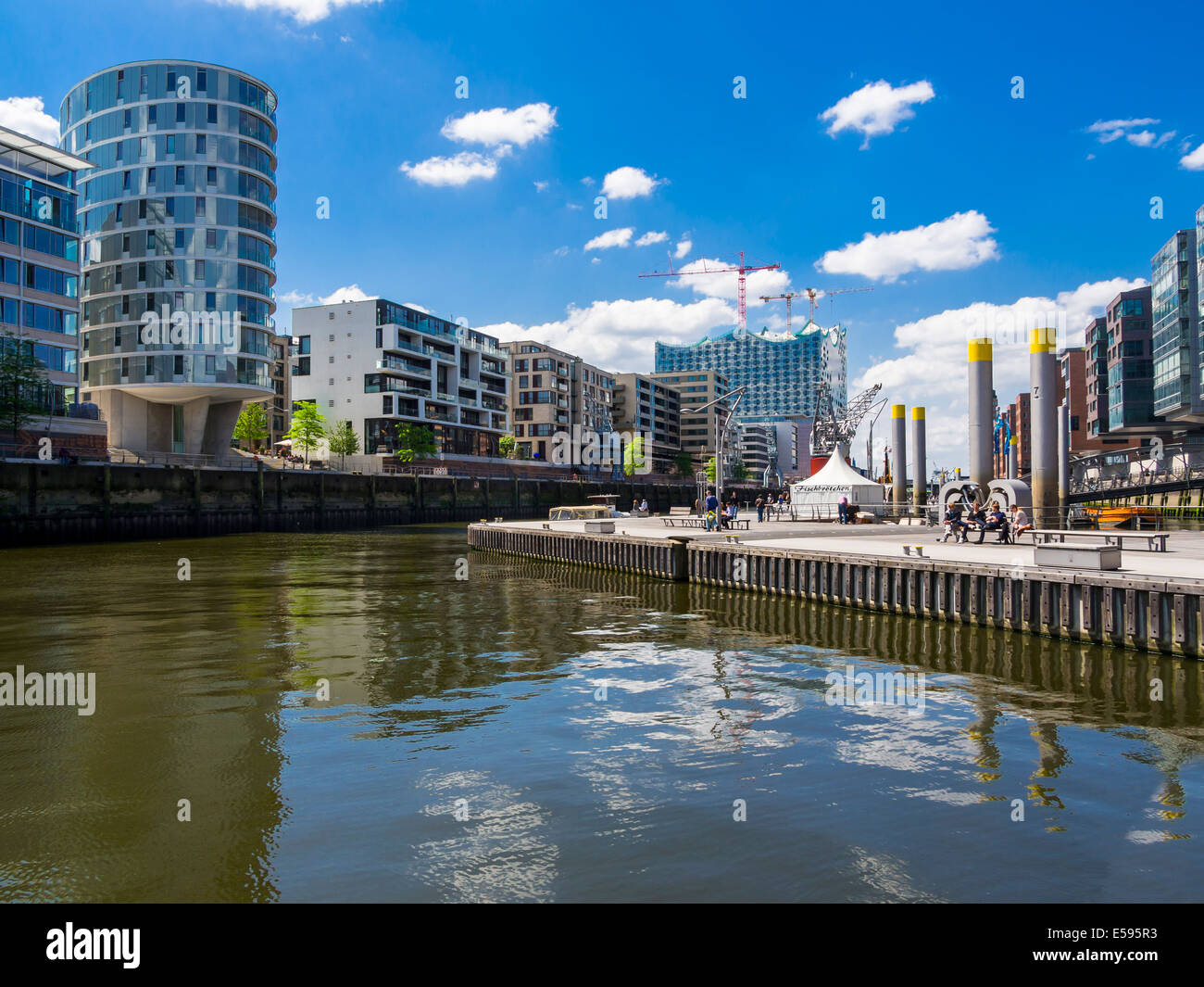 Germany, Hamburg, HafenCity, Magellan-Terrassen, Sandtorhafen, Modern residential and office buildings, Elbe Philharmonic Hall Stock Photo