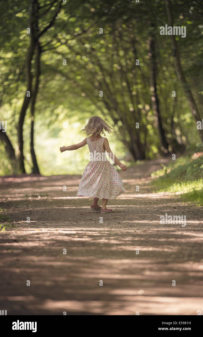 Little girl dancing with dress hires stock photography and images Alamy