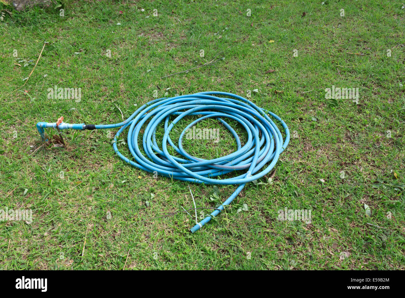 Leaking Water Pipes Stock Photos & Leaking Water Pipes Stock Images Alamy