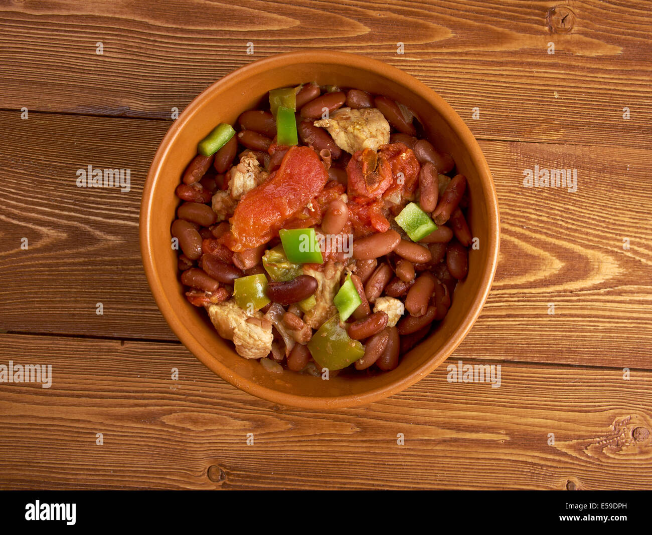Chili con carne in American English as simply “chili”, is a spicy