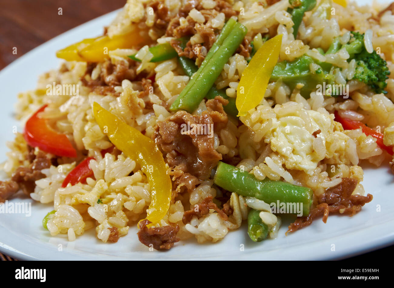 oriental fried rice tyahan meat and oyster sauce, chinese cuisine
