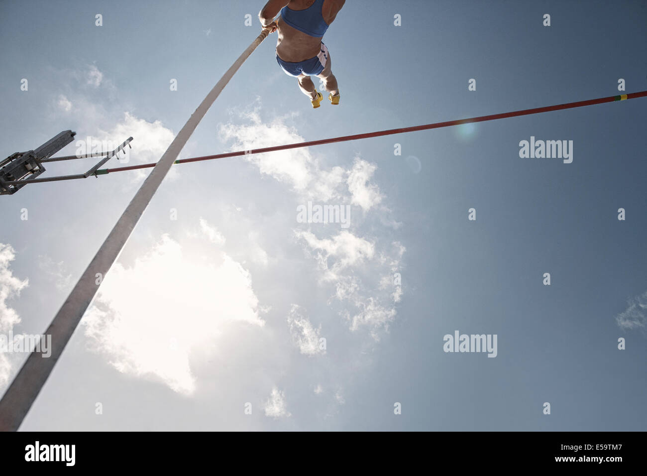 Pole vaulter hi-res stock photography and images - Alamy