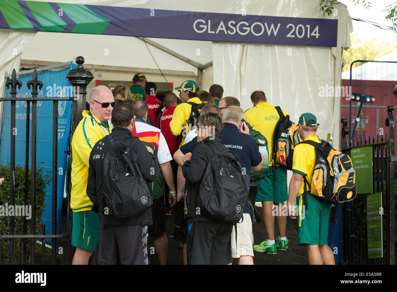 Athletes and Competitors arrive at the Kelvingrove Lawn Bowls Centre