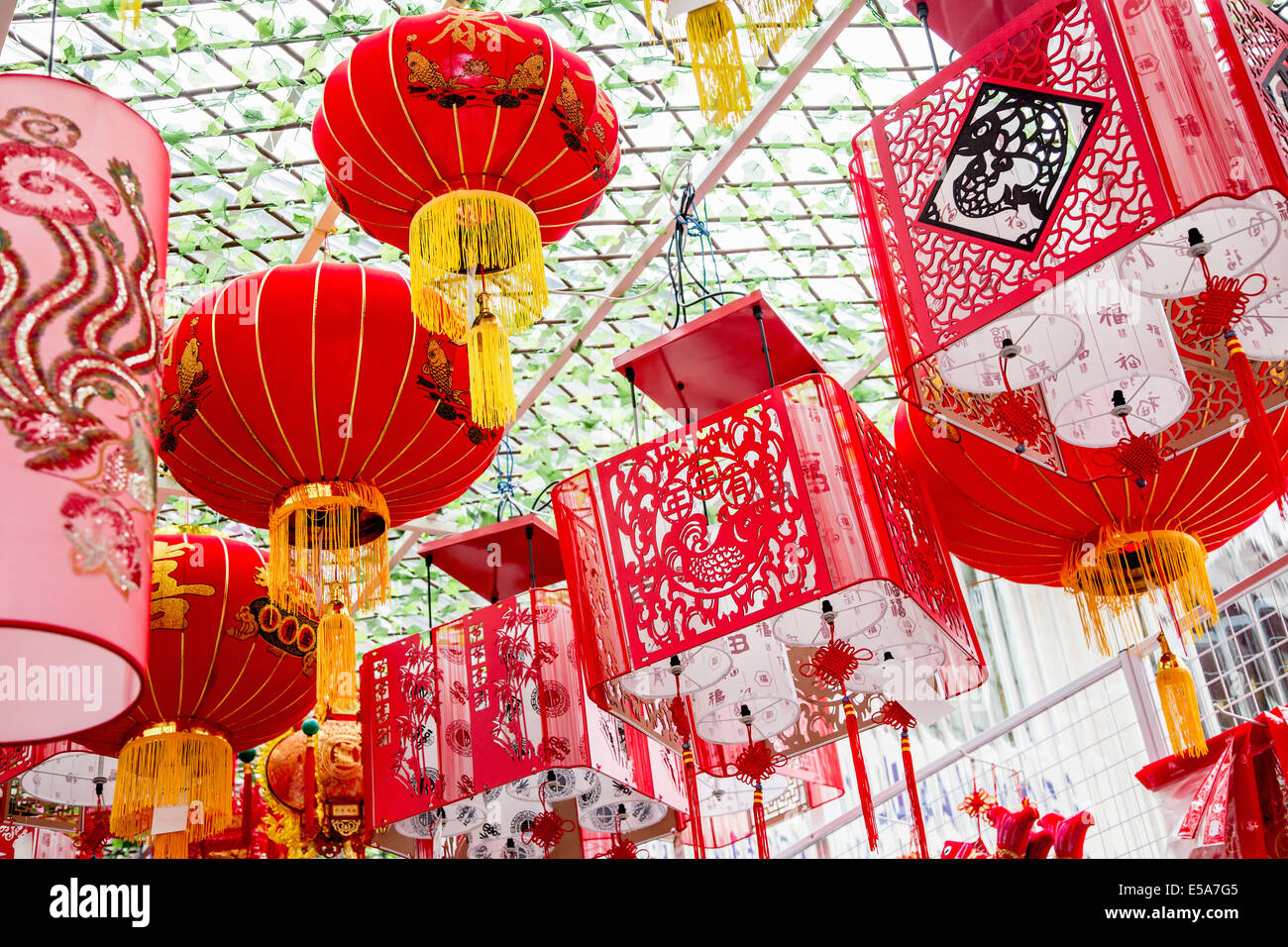 Chinese New Year lanterns hanging from ceiling Stock Photo - Alamy