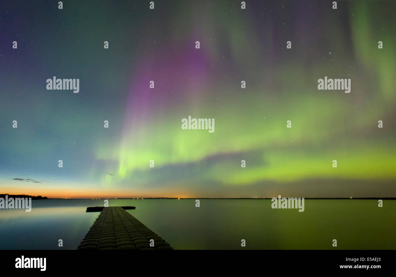Aurora Borealis at Gull Lake, Alberta, Canada Stock Photo Alamy