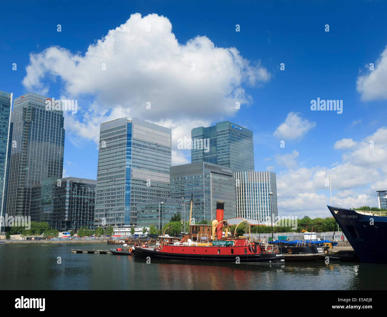 Black Wall Basin Financial District Canary Wharf Office Buildings ...