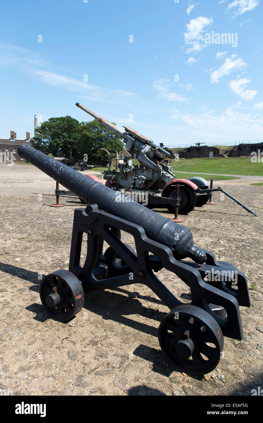 Aa cannon hi-res stock photography and images - Alamy