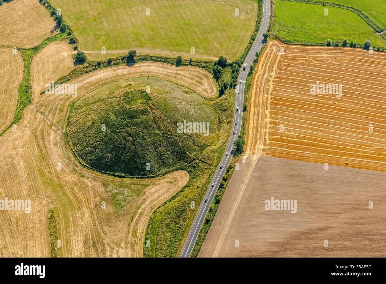 Aerial view of Silbury Hill, near Avebury, Wiltshire, UK. JMH6182 Stock ...