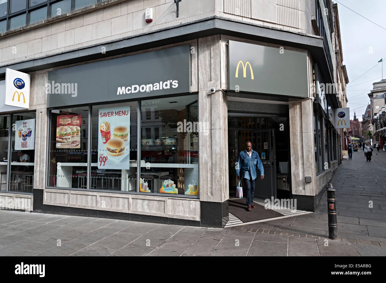 Mcdonalds cashier hires stock photography and images Alamy