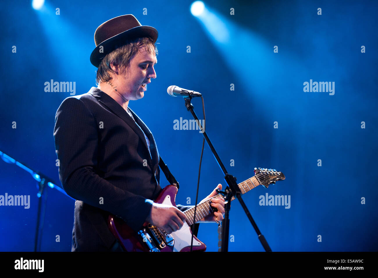 Lšrrach, Germany. 25th July, 2014. Peter Doherty (Vocals/ Guitar) from English rock band Babyshambles performs live at Stimmen (Voices) music festival in Lšrrach, Germany. Photo: Miroslav Dakov/ Alamy Live News Stock Photo