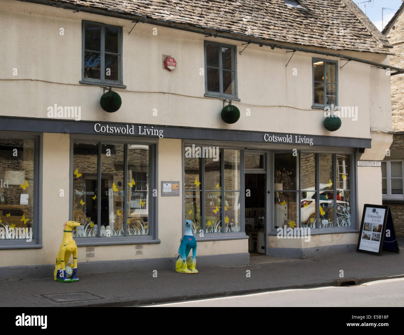 Cirencester, a country town in the Cotswolds Gloucestershire England UK  Cotswold Living shop Stock Photo