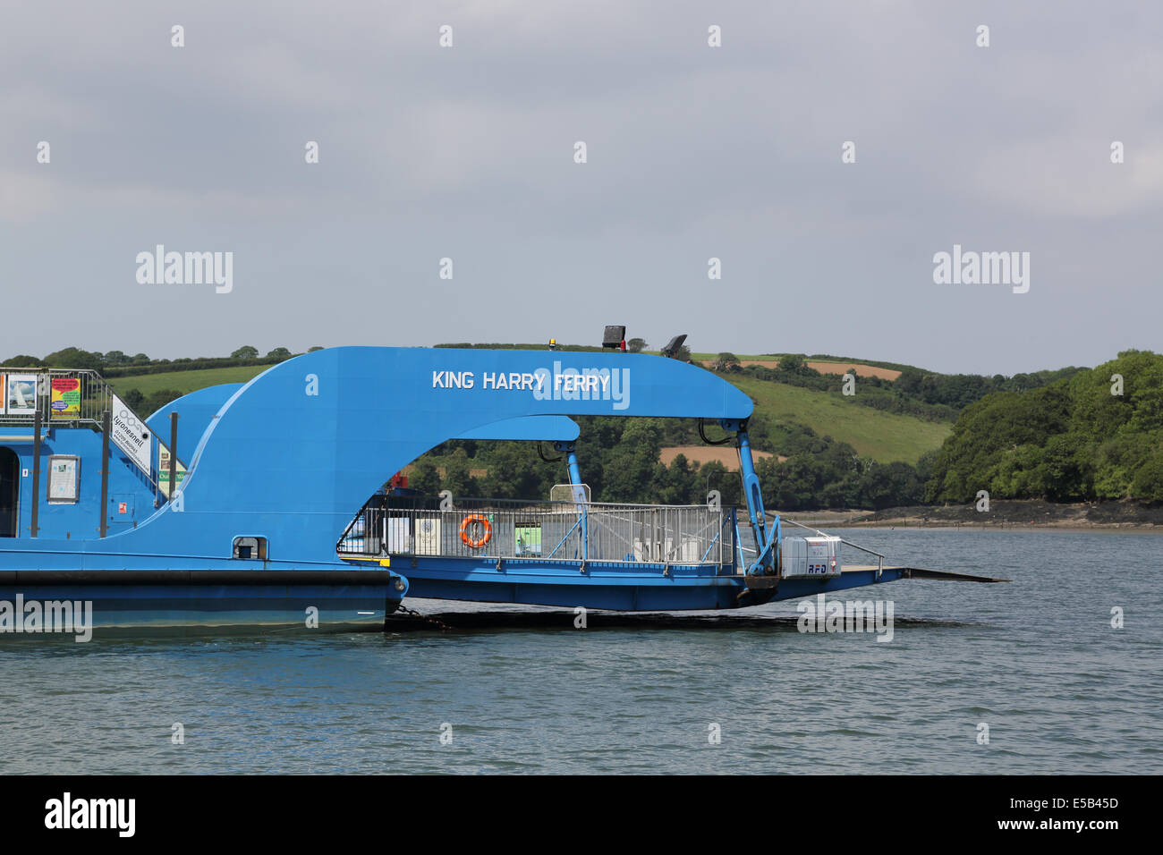 the king harry chain ferry in across the river fal cornwall Stock Photo
