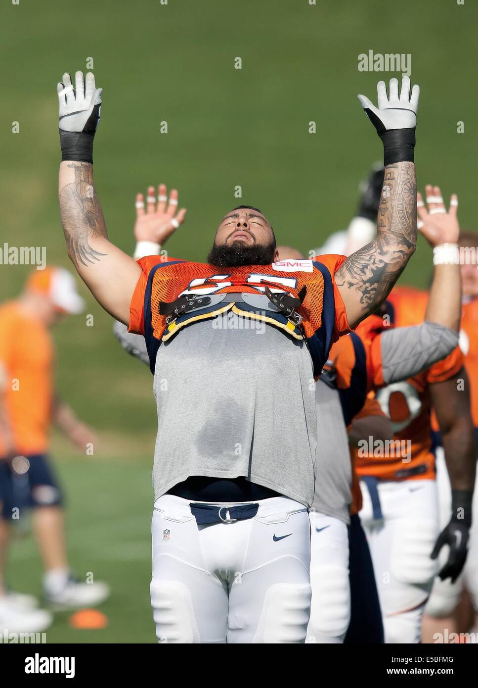 Louis vasquez hi res stock photography and images Alamy