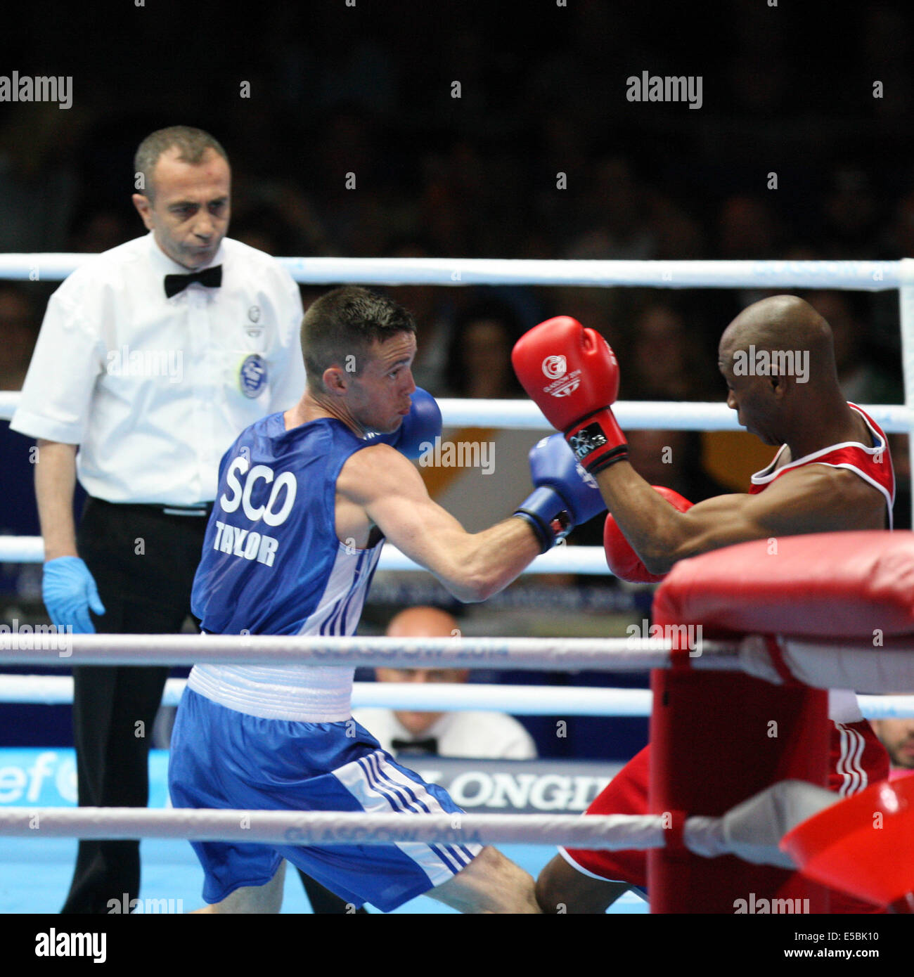 Boxing taylor hires stock photography and images Alamy