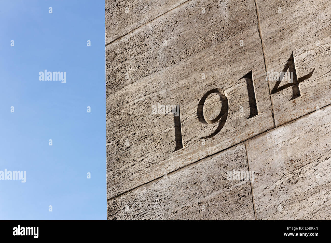 Число 1914. Картинки с изображением дат. Великобритания в 1870–1914 гг. Россия накануне первой мировой войны таблица. Число 1914.