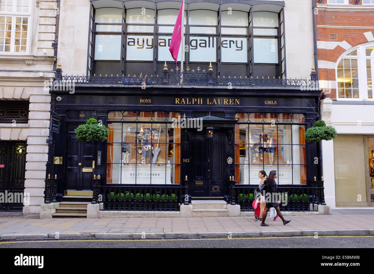 Ralph Lauren designer fashion boutique on Bond Street, London Stock Photo -  Alamy