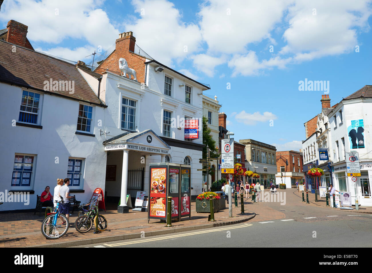 Banbury Town Centre High Street Hi res Stock Photography And Images Alamy
