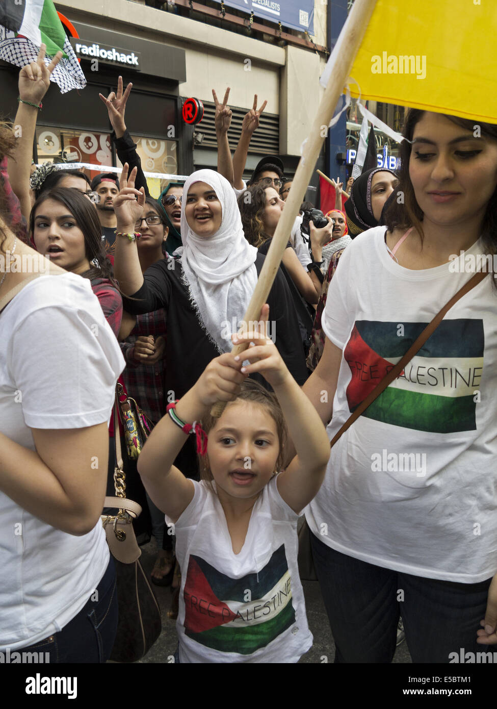 USA: NYC, NY. Pro-Palestinian demonstration at Times Square protesting