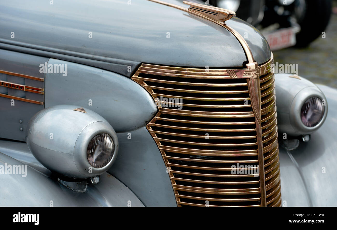 Hanover, Germany. 27th July, 2014. The grill of a Chevrolet from the 1930s is exhibited at the 'Street Mag Show' in Hanover, Germany, 27 July 2014. On 26 and 27 July 2014 many classic cars of the US american automotive history are presented at the 'Street Mag Show'. Photo: Peter Steffen/dpa/Alamy Live News Stock Photo