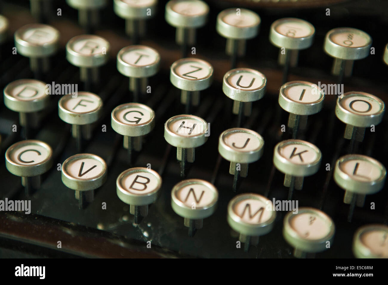 Antique Bronze - Alphabet - Typewriter Key Style - 12mm - Choose your letter