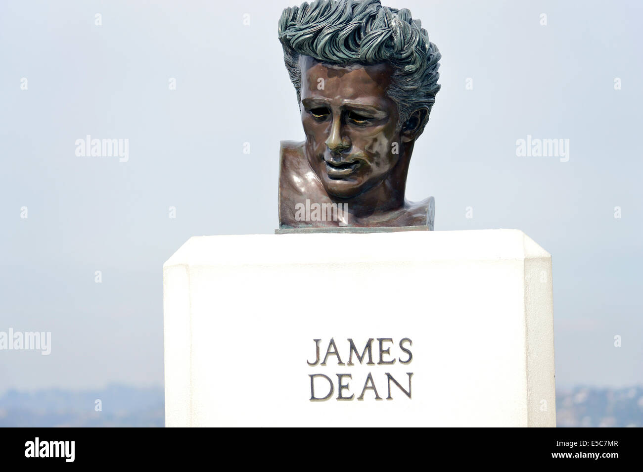 The James Dean 'Rebel Without a Cause' film statue outside the Observatory in Griffith Park, Los Angeles, California. Stock Photo