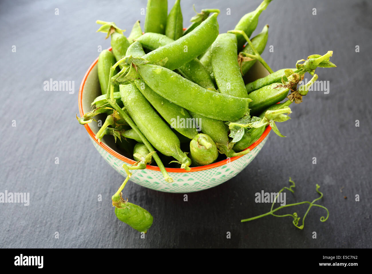 Fresh peas background hires stock photography and images Alamy