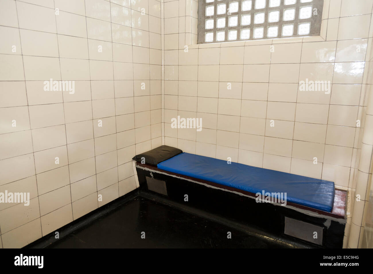 Metropolitan Police service ( old / traditional ) Police station custody suite / suites / cell / cells in Twickenham. London UK Stock Photo